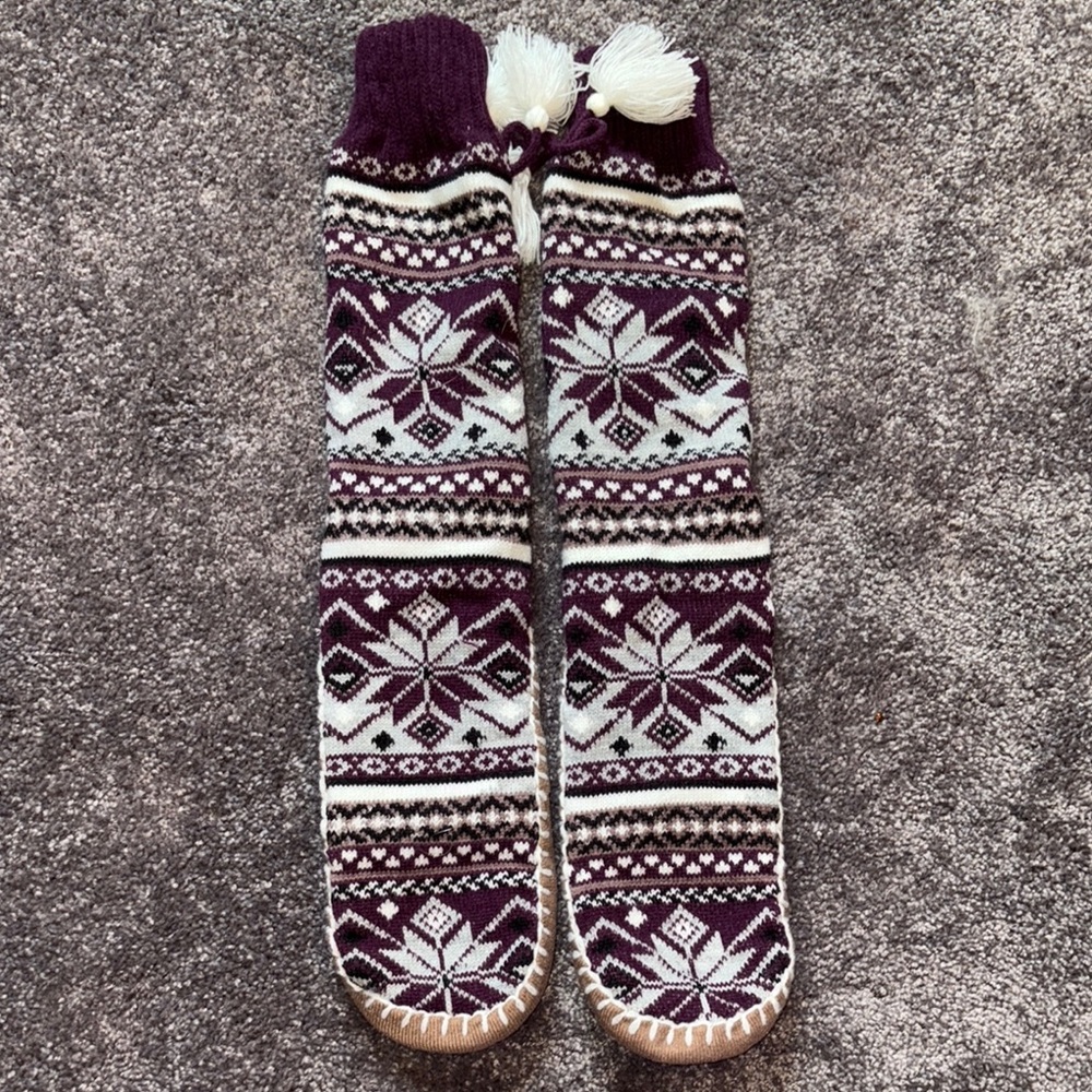 Cozy Purple and White Women’s Soft Knit Slipper Socks